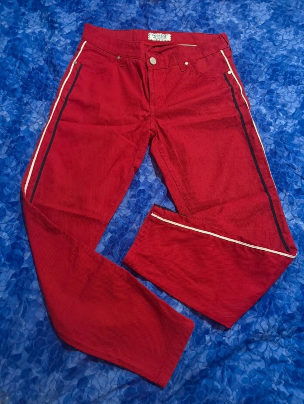 Women’s Skinny Jeans in Deep Red with Side Stripe